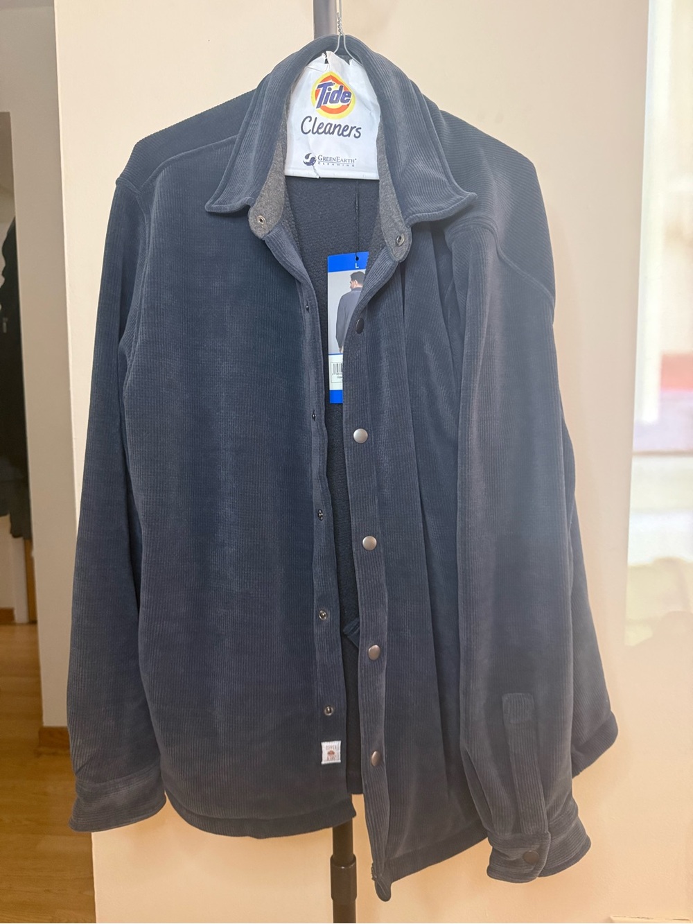 Men's Corduroy Shirt Jacket in Navy